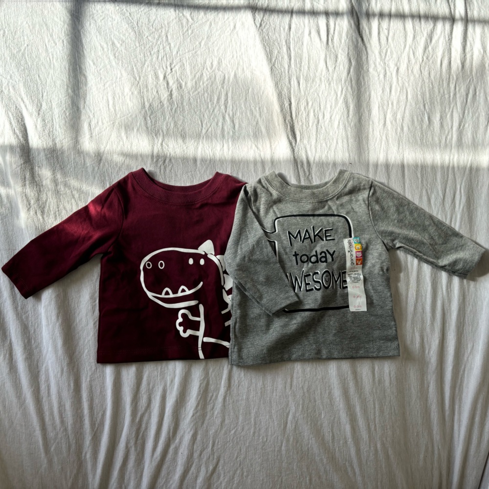 Bundle NEW baby t shirt size 0-3 months
